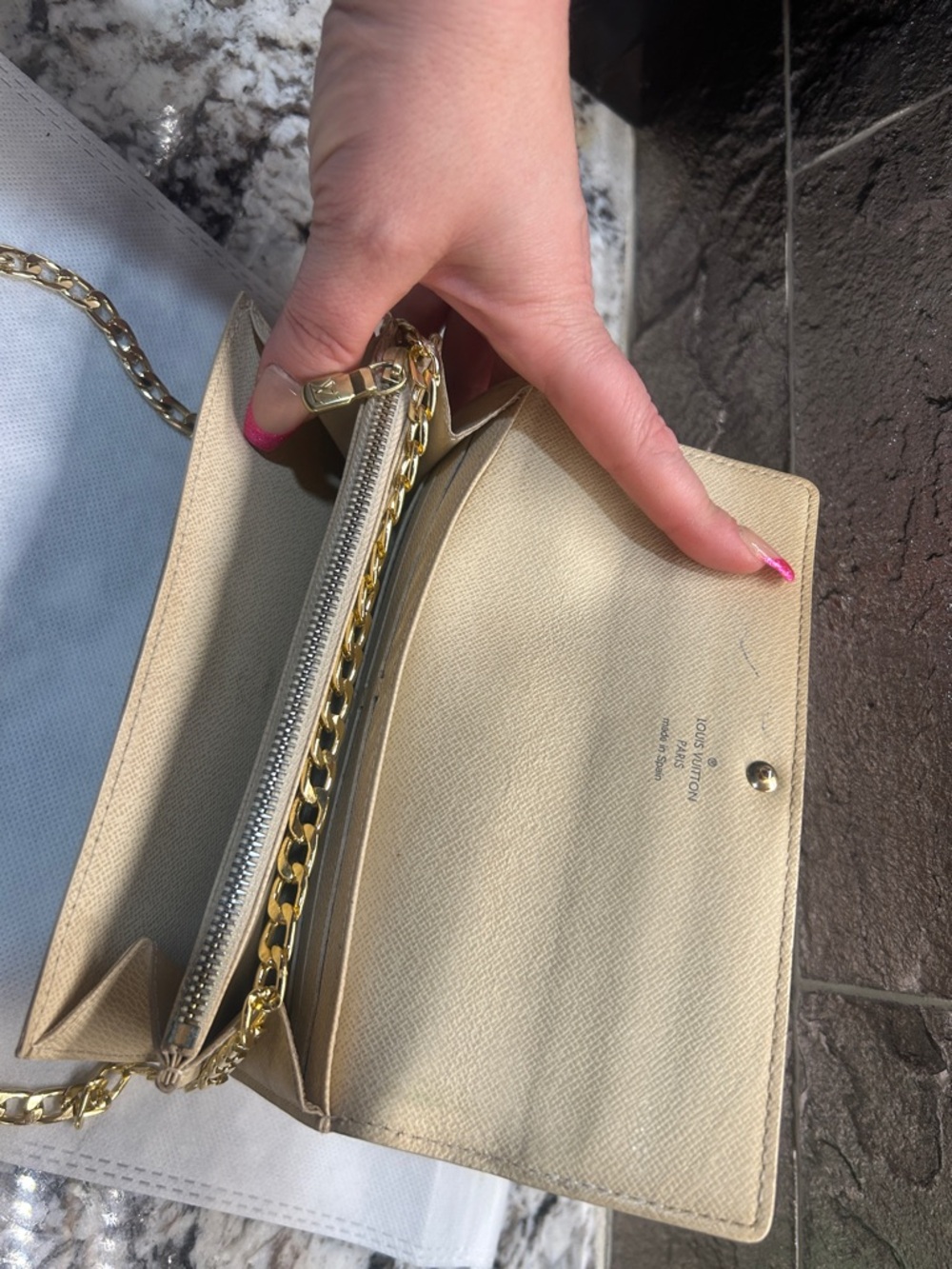 Louis Vuitton Cream and Brown Damier Azur Chain Wallet - Picture 3 of 5